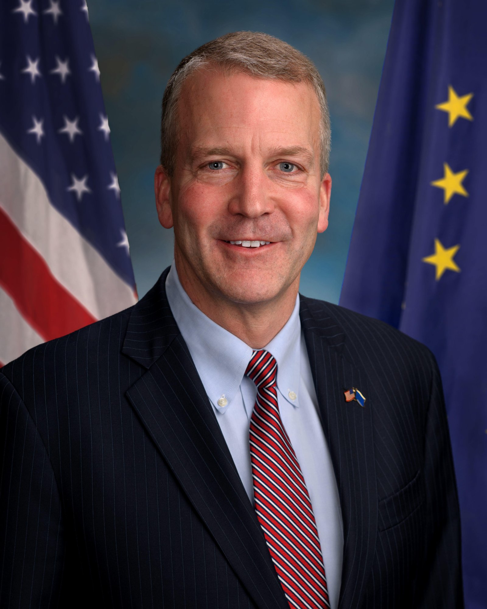 Senator_Dan_Sullivan_official